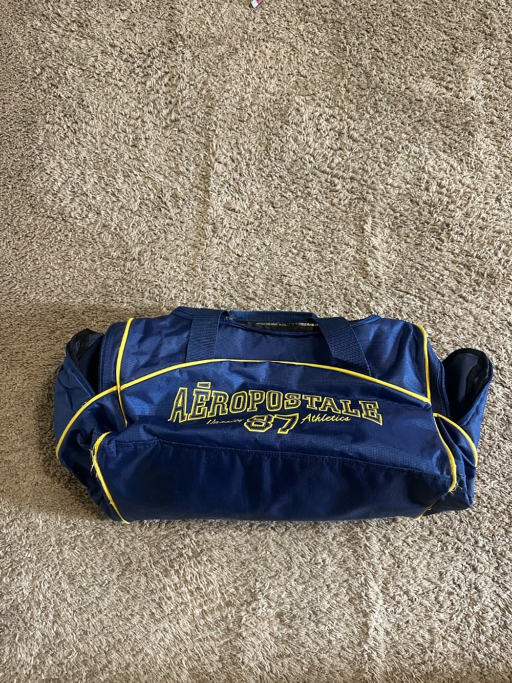 Vintage Aeropostale “triple navy” duffel bag 00s